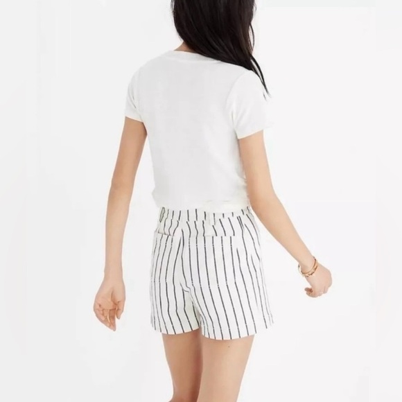 Madewell Emmett Button-Front Shorts in Stripe in Canvas Size 24 - Picture 2 of 14